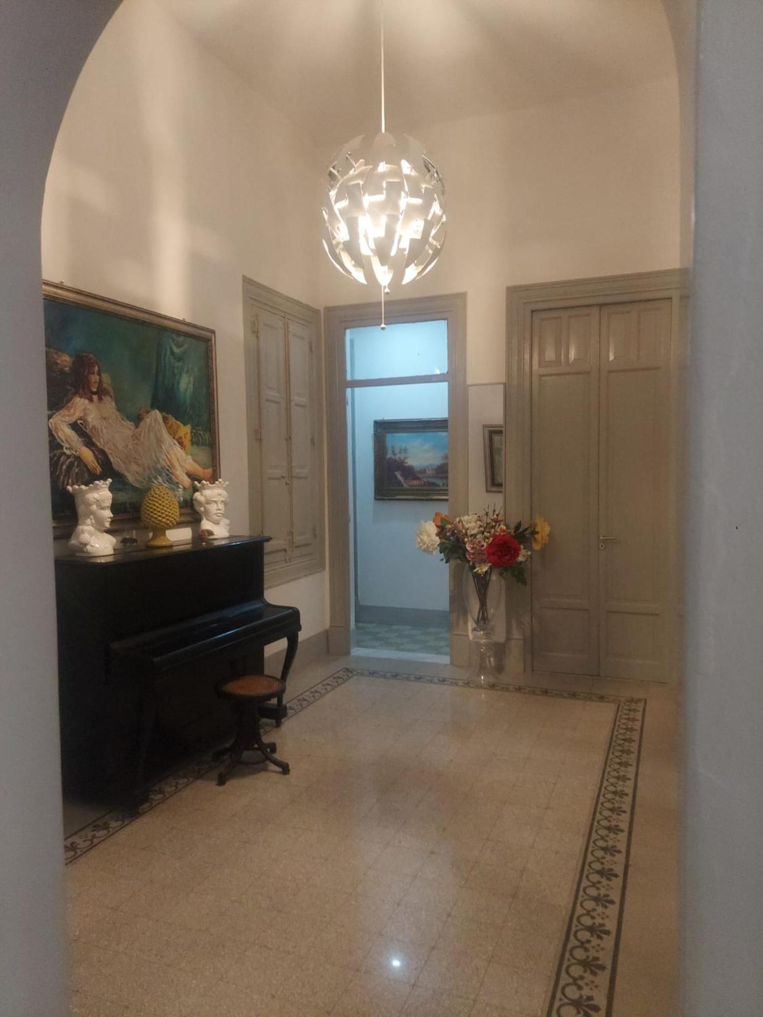 Guest House Lamphotel Militello Palermo Exterior photo