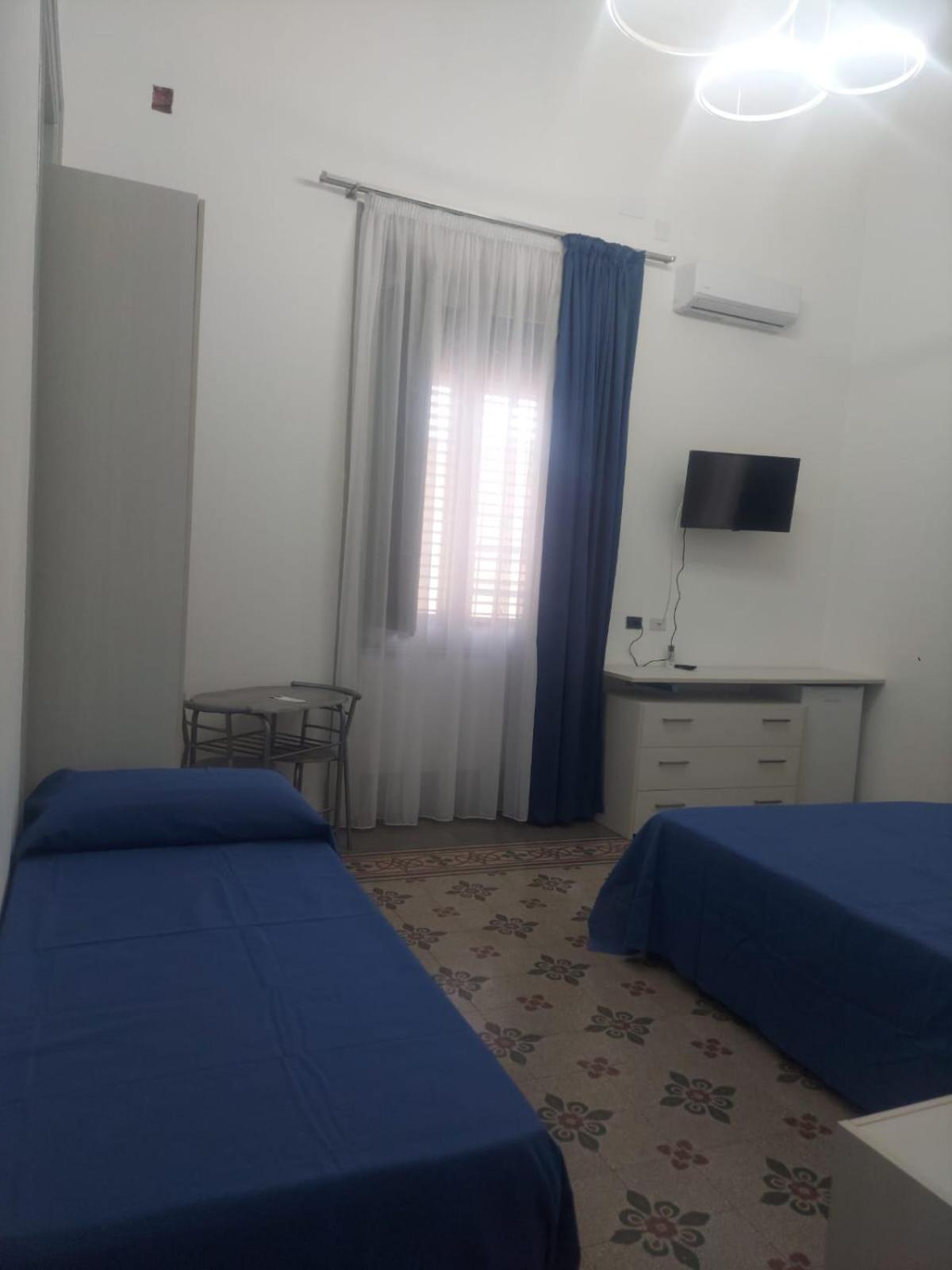Guest House Lamphotel Militello Palermo Exterior photo