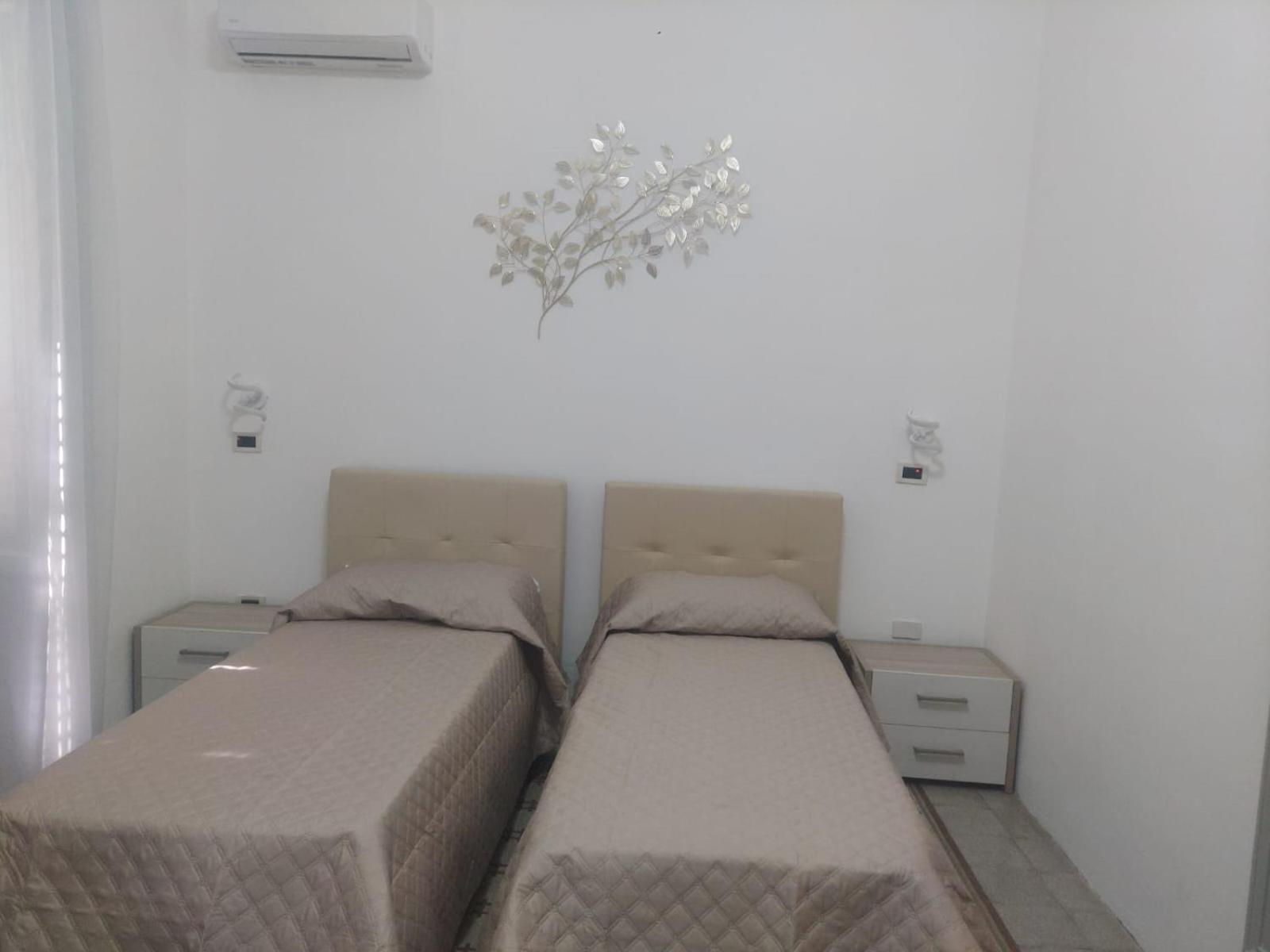 Guest House Lamphotel Militello Palermo Exterior photo