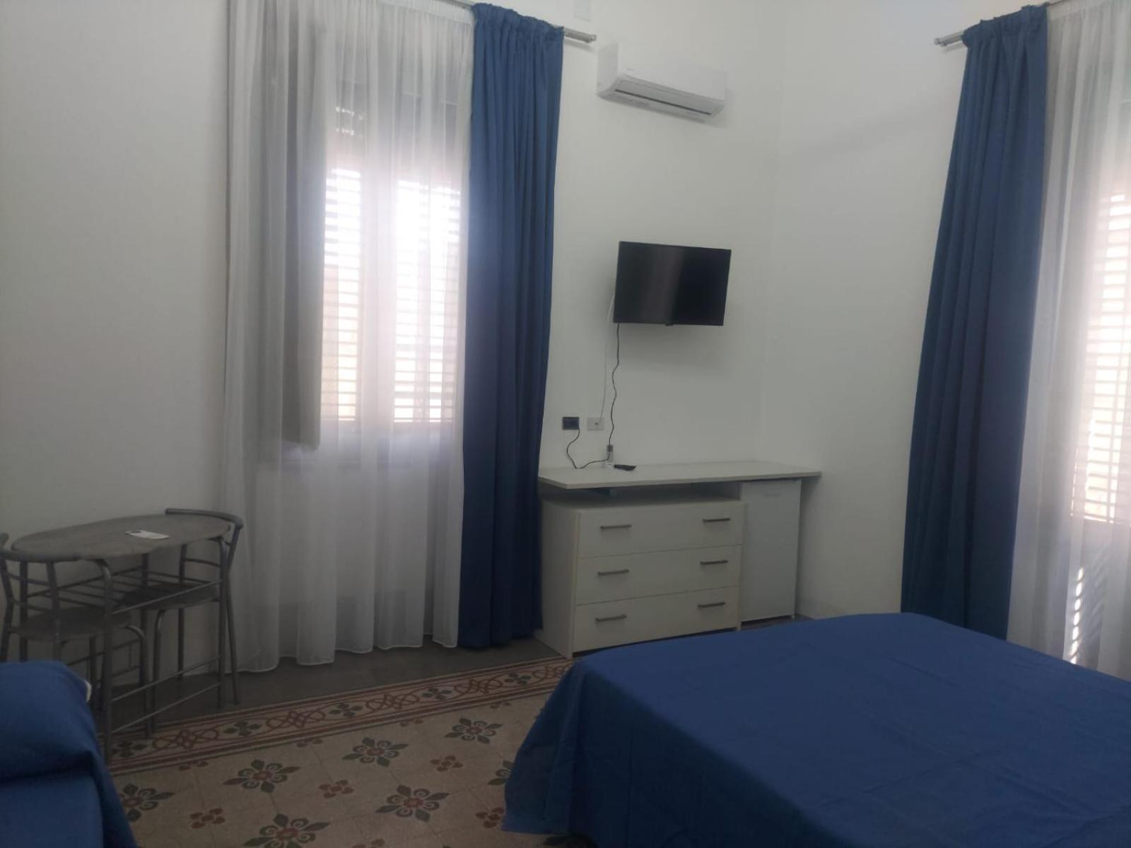 Guest House Lamphotel Militello Palermo Exterior photo